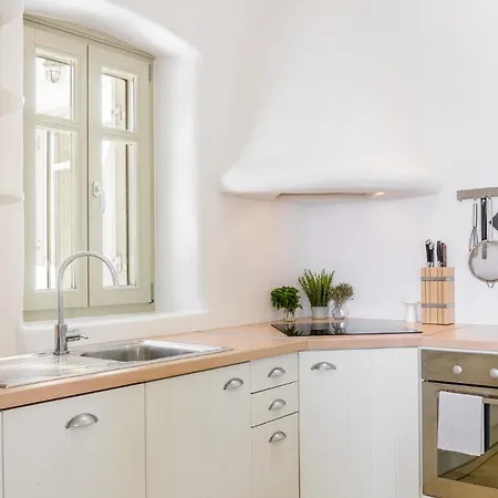 Ekavi Filizi - Seaside Just Outside Of Villa