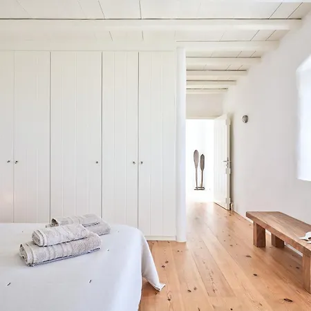 Ekavi Filizi - Seaside Just Outside Of Villa