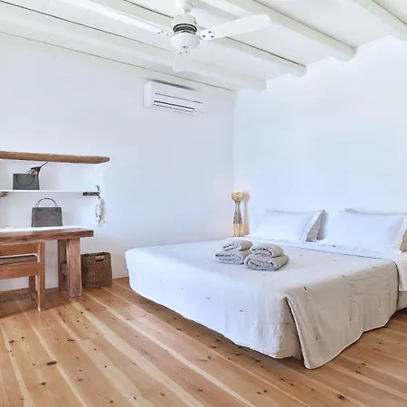 Ekavi Filizi - Seaside Just Outside Of Villa Naousa