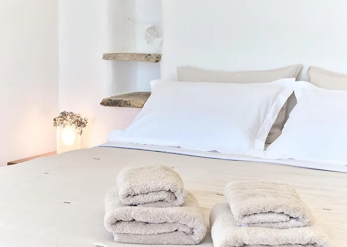 Ekavi Filizi - Seaside Just Outside Of