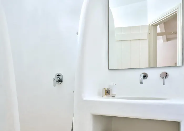 Ekavi Filizi - Seaside Just Outside Of *