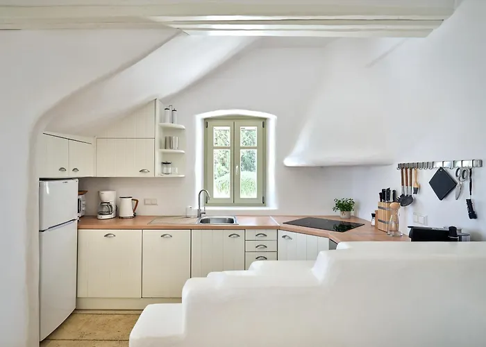 Ekavi Filizi - Seaside Just Outside Of * Naousa